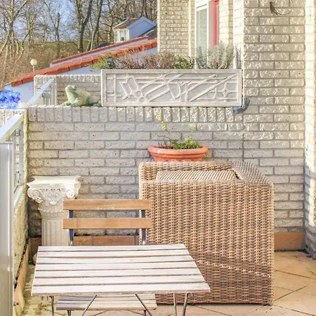 2 Bedroom Lovely In Apartamento Westerland