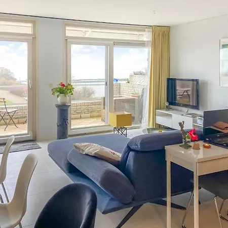2 Bedroom Lovely In Apartamento *